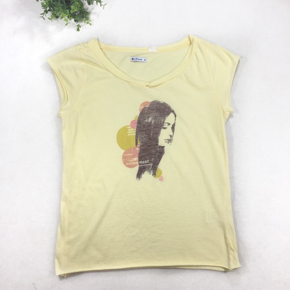 Ben Sherman Top Pale Yellow Girl Print Front Y2K